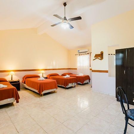 Hotel Turin Villa Carlos Paz Bagian luar foto